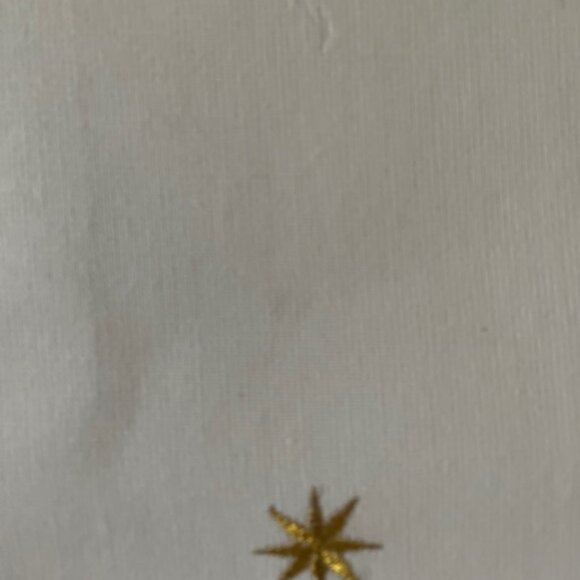 Harman Table Runner – Xmas Star  pattern 17”x72” NWT – mint condition - Picture 9 of 9